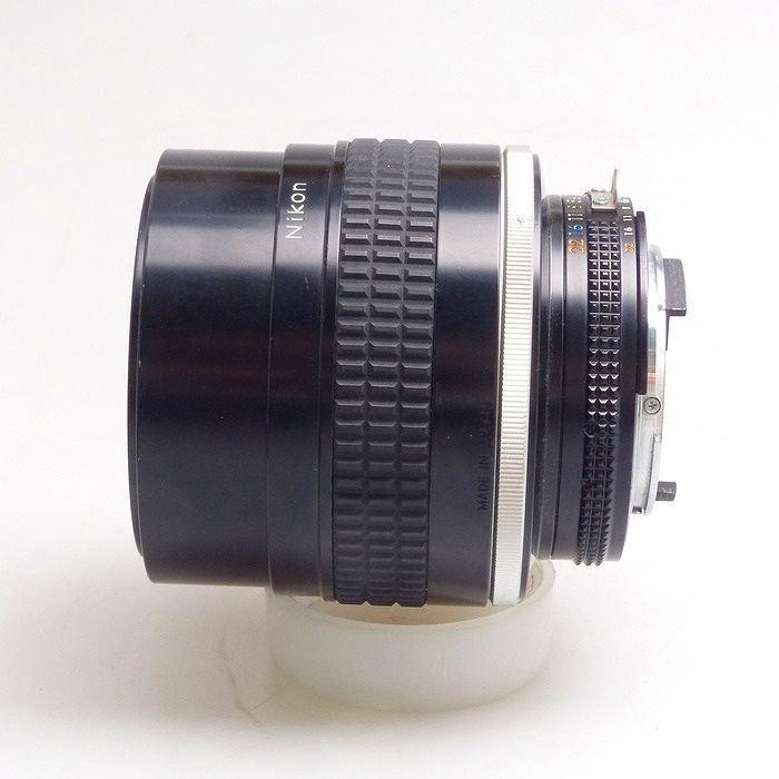 ニコン AI-S 105/F1.8