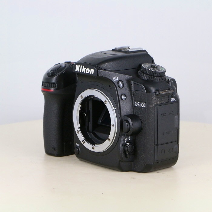 ニコン D7500 ボディ