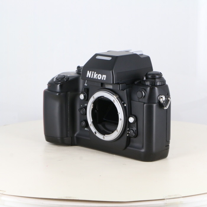 ニコン F4