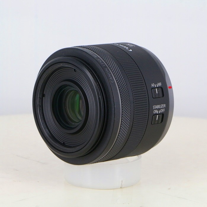 キヤノン RF35/1.8 マクロ IS STM