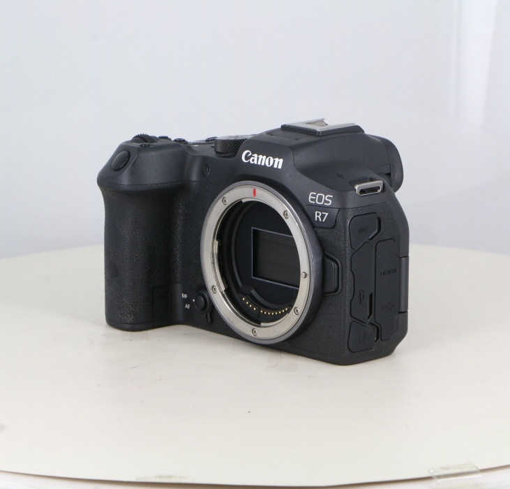 キヤノン EOS R7 ボディ