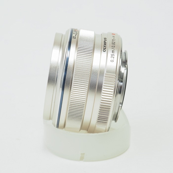 オリンパス M.ズイコーデジタル 17/1.8 シルバー