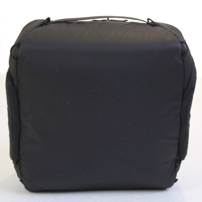 ピークデザイン カメラキューブ ミディアム