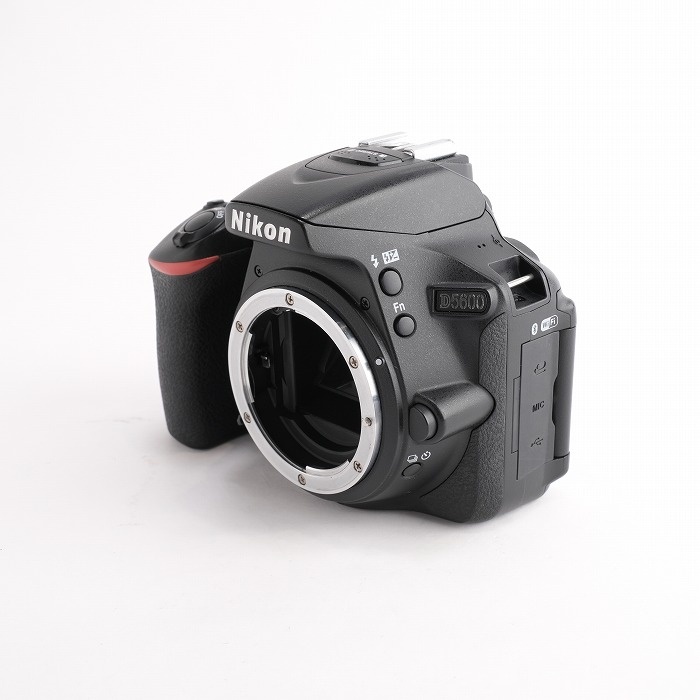 ニコン D5600 ボディ