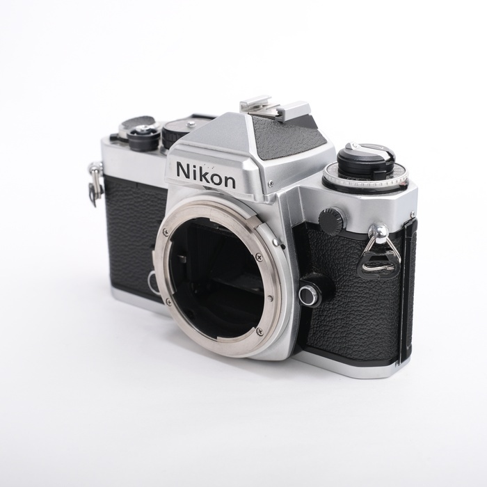 ニコン FE