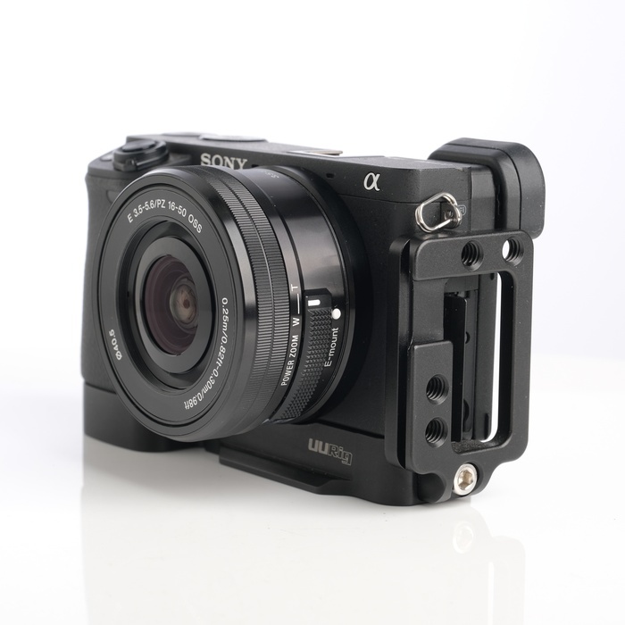 ソニー α6400 レンズキット ブラック(ILCE-6400L)