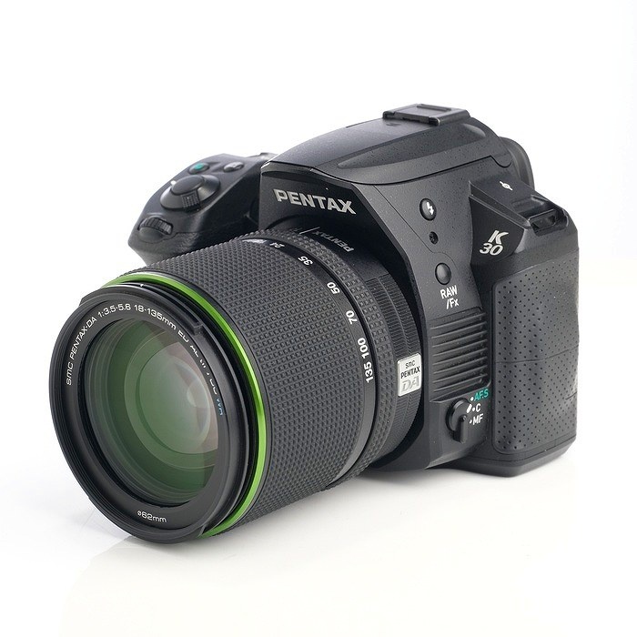 ペンタックス K-30 18-135WR キット ブラック
