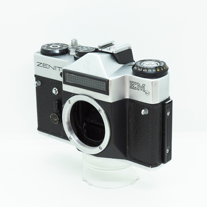 ロシア製 KMZ Zeint EM シルバー