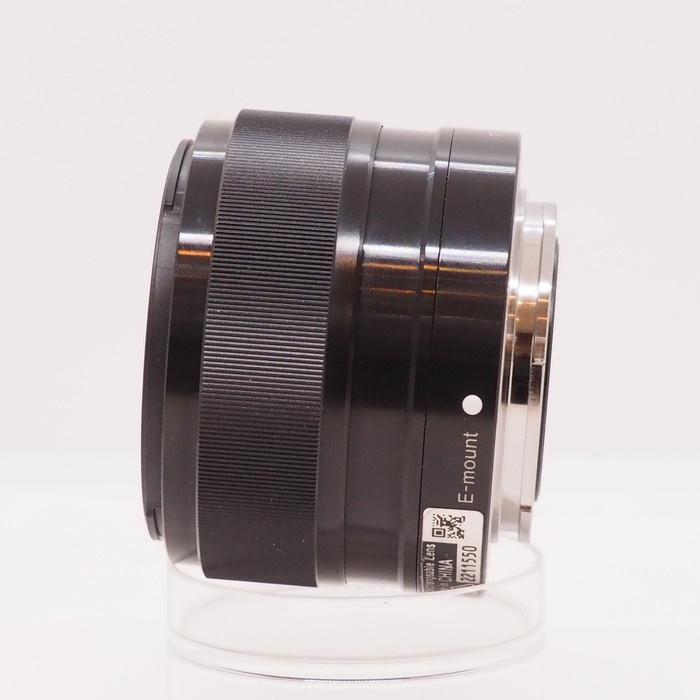 ソニー E35/F1.8 OSS