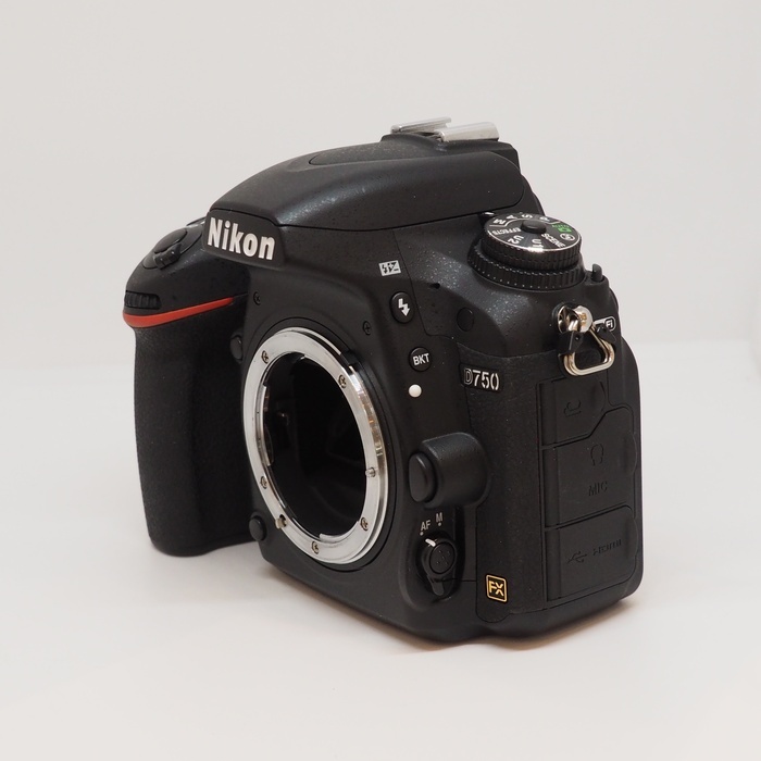 ニコン D750 ボデイ