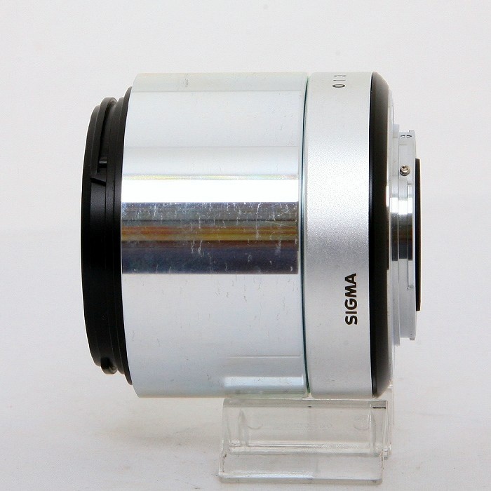 シグマ A 60mm F2.8 DN シルバー (マイクロフォーサーズ)