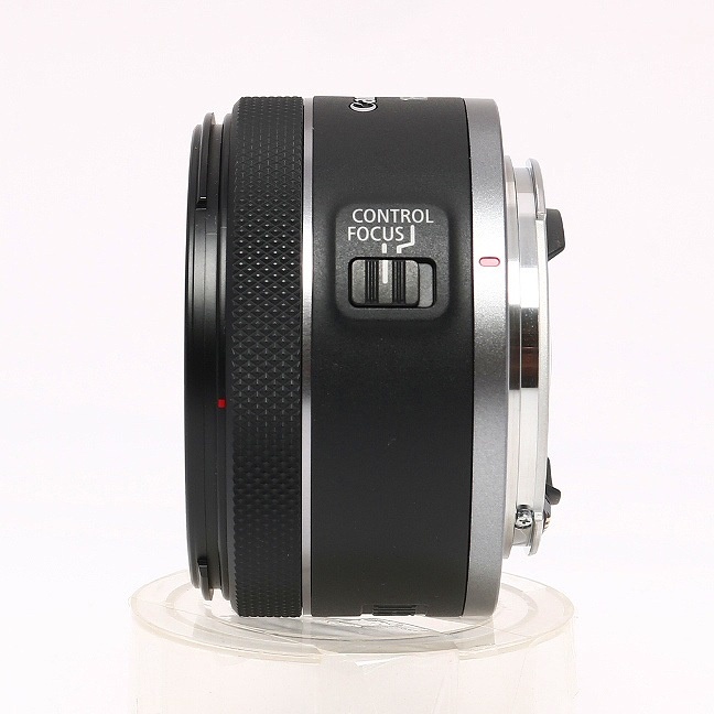 キヤノン RF16/F2.8 STM