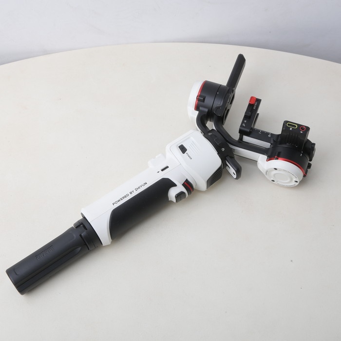 ソノタ Zhiyun Crane M3 手持ち3軸スタビライザー