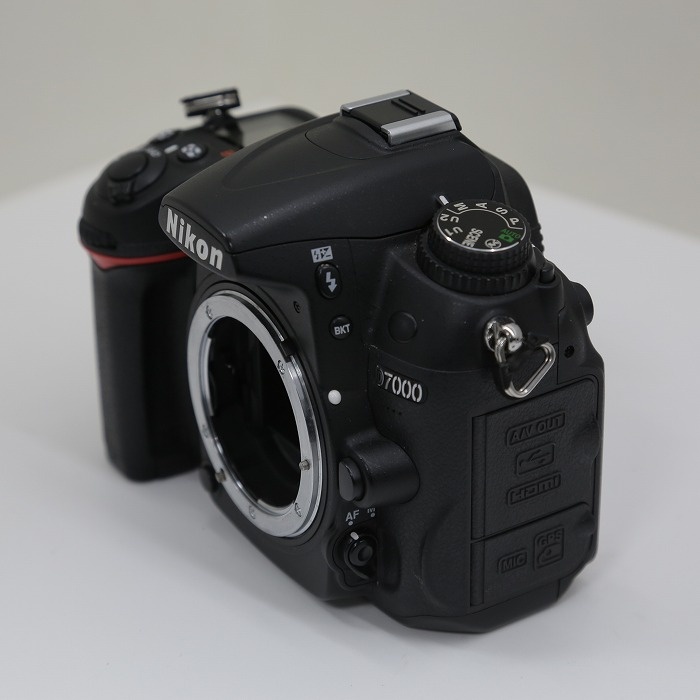 ニコン D7000 ボデイ