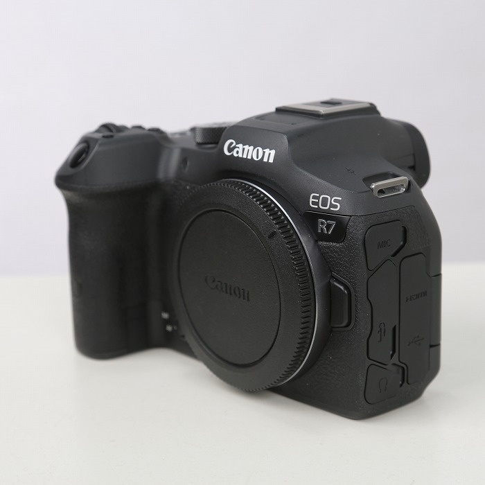 キヤノン EOS R7 ボデイ
