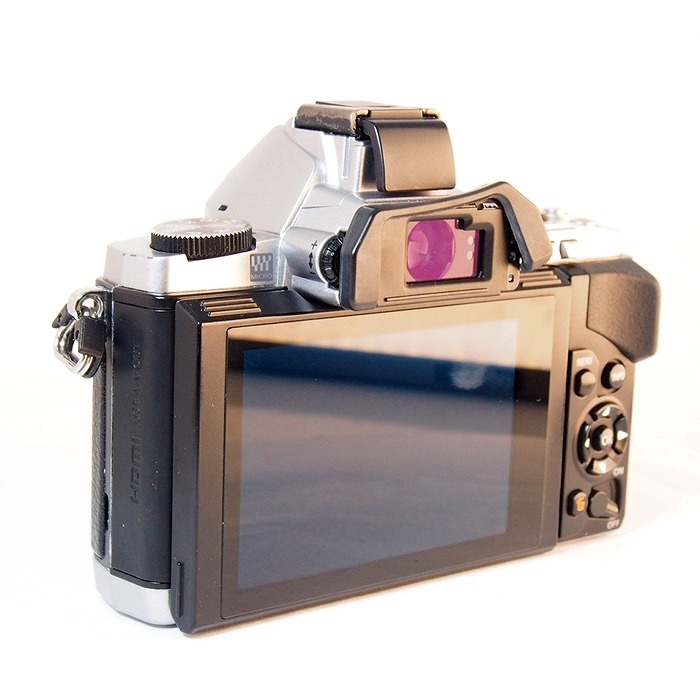 オリンパス OM-D E-M5 シルバー