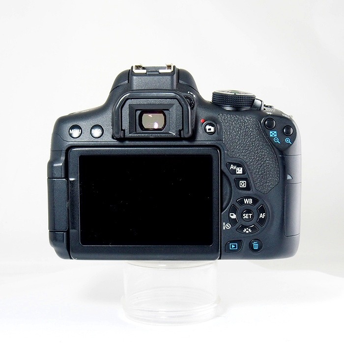 キヤノン EOS Kiss X8i