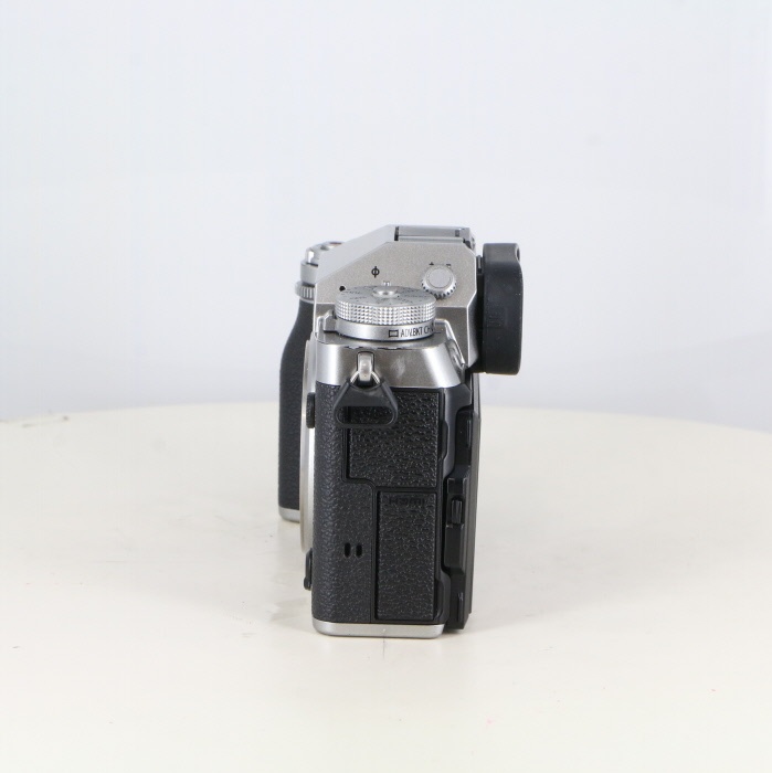 フジフイルム X-T5 ボディ シルバー