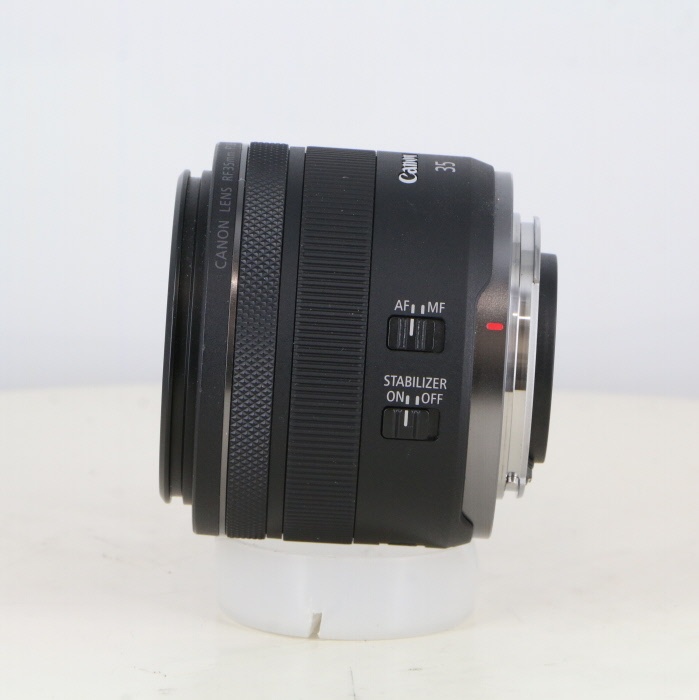 キヤノン RF35/1.8 マクロ IS STM