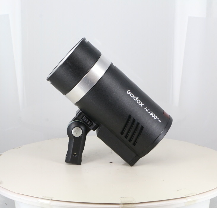 GODOX AD300 Pro フラッシュ