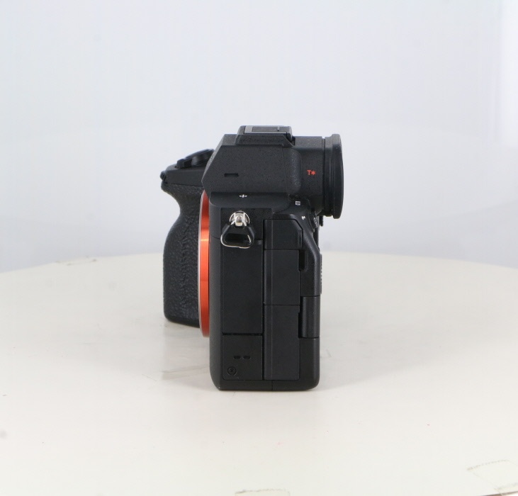 ソニー α7IV (ILCE-7M4) ボデイ