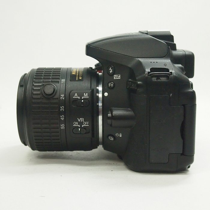 ニコン D5300+AF-S DX18-55/3.5-5.6G VRII ブラック