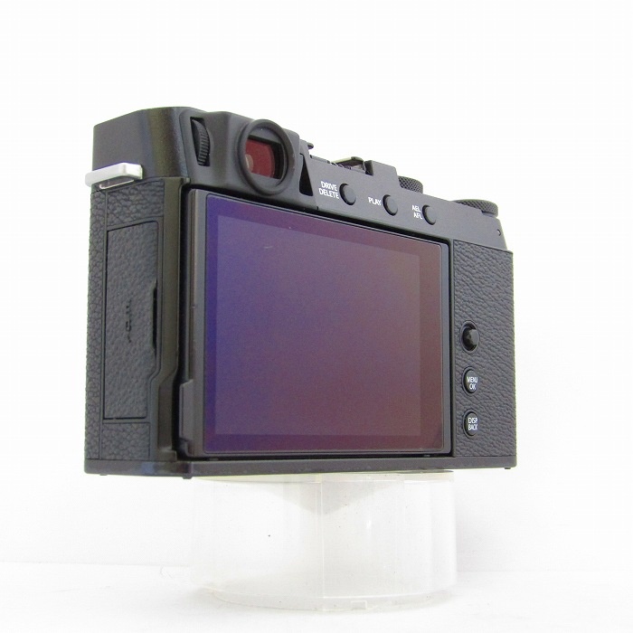 フジフイルム X-E4-B ボデイ