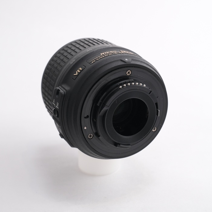 ニコン AF-S DX 18-55/3.5-5.6G VR