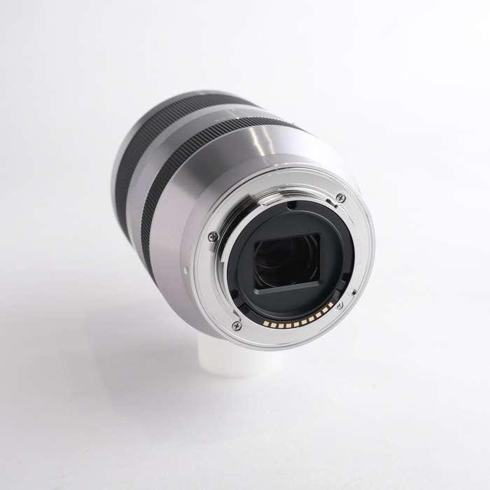 ソニー E18-200/F3.5-6.3 OSS