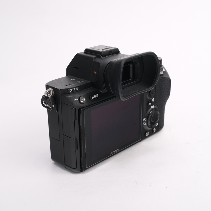 ソニー α7III (ILCE-7M3)ボディ