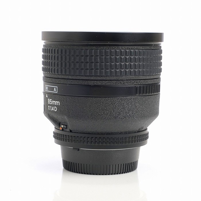 ニコン AF 85/1.4D IF