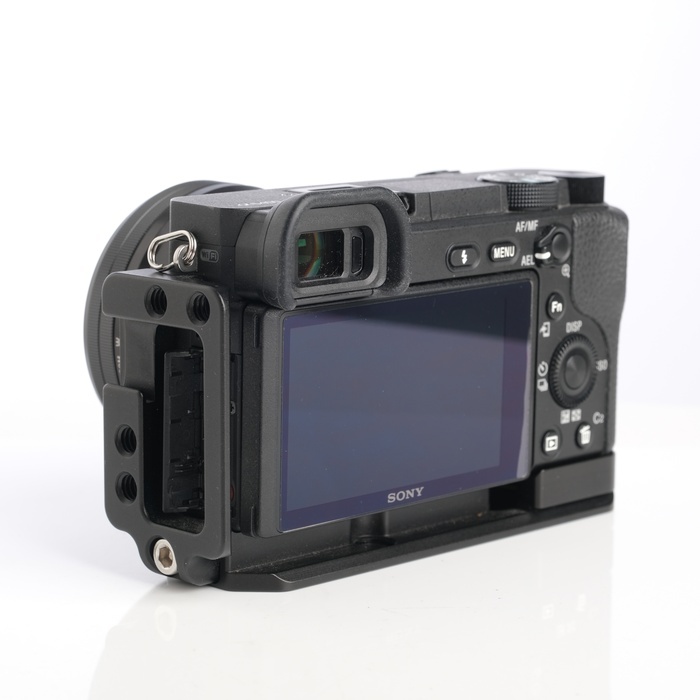 ソニー α6400 レンズキット ブラック(ILCE-6400L)