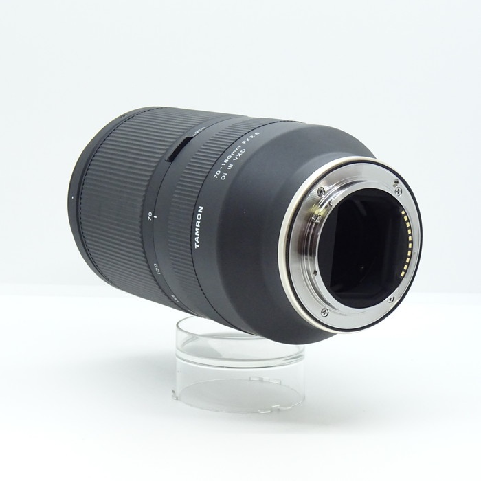 タムロン 70-180/F2.8 DI3 VXD A056SF