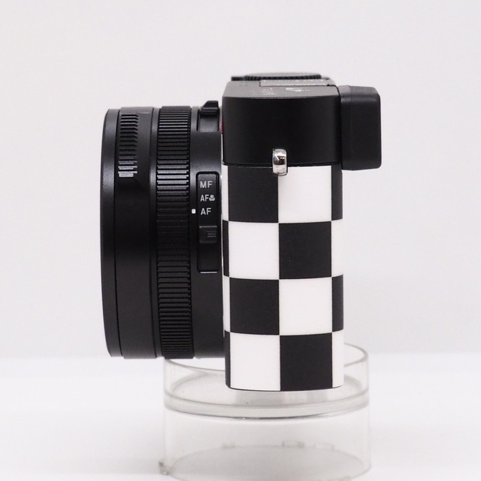 ライカ D-LUX7 Vans x Ray Barbee