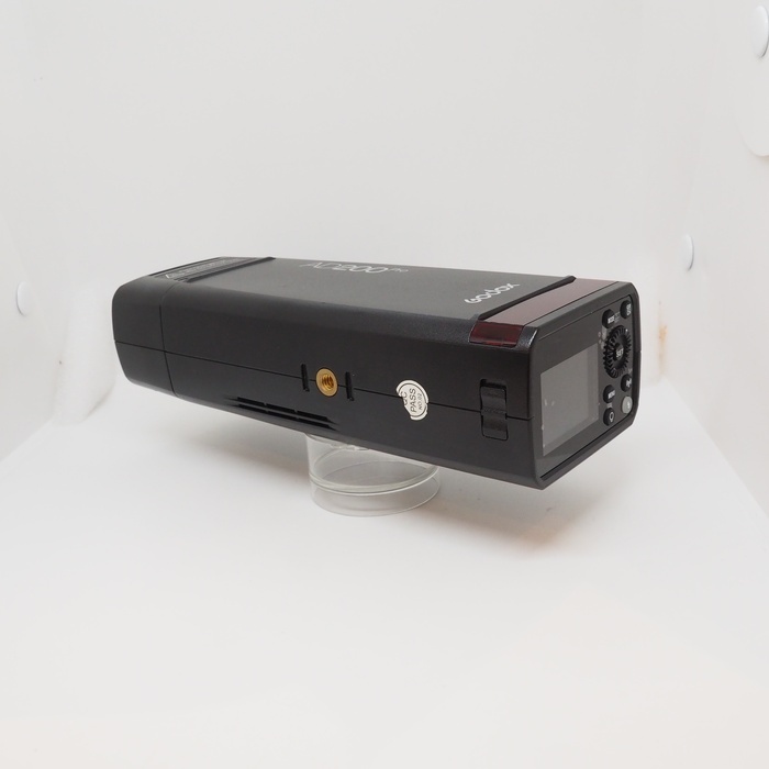 GODOX AD200PRO