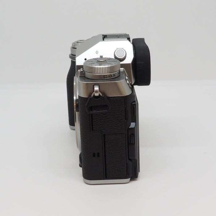 フジフイルム X-T5-S ボディ