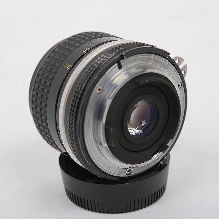 ニコン AI 28mm/F3.5 S