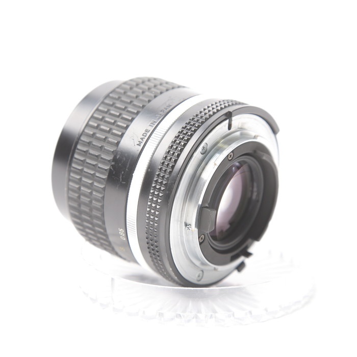 ニコン Ai-S 85mm F/2