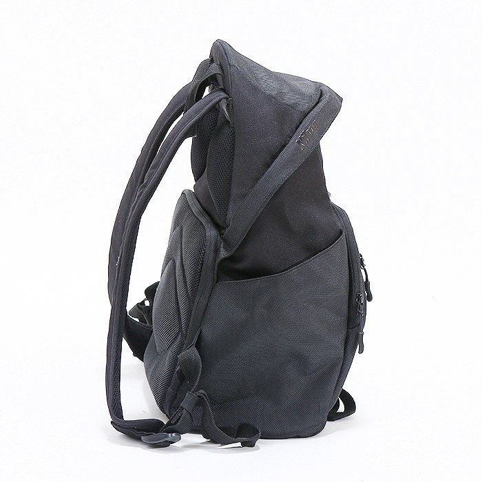 ニコン FLX カメラリュック ブラック