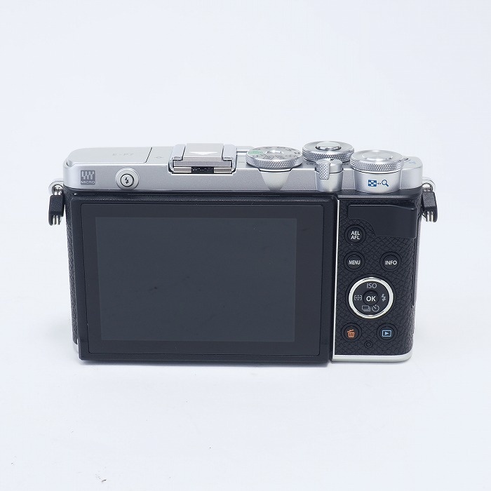オリンパス E-P7 ボディ シルバー