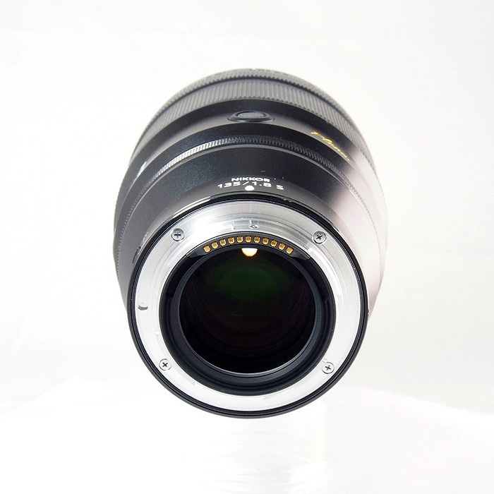 ニコン Z135/1.8 S PLENA