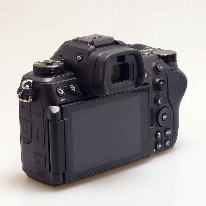 ニコン Z6III ボディ