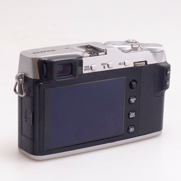 フジフイルム X-E3 シルバー