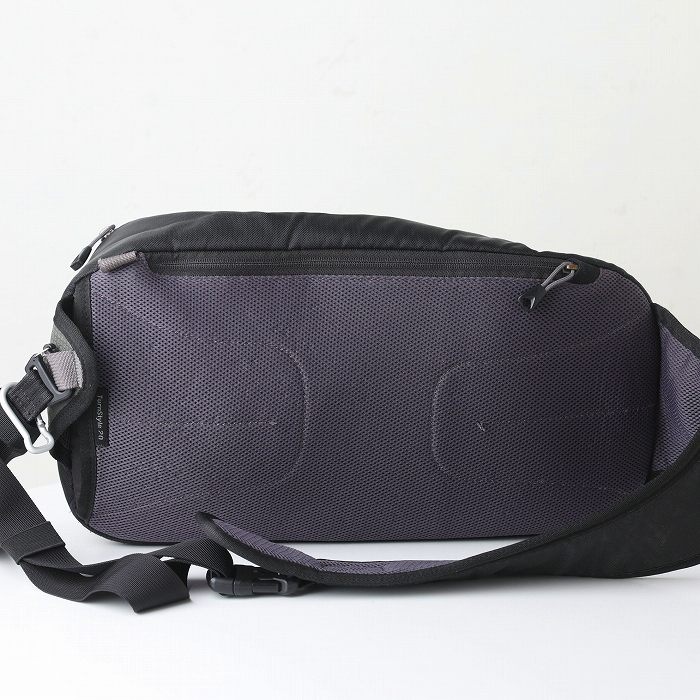 thinkTANKphoto TurnStyle 20