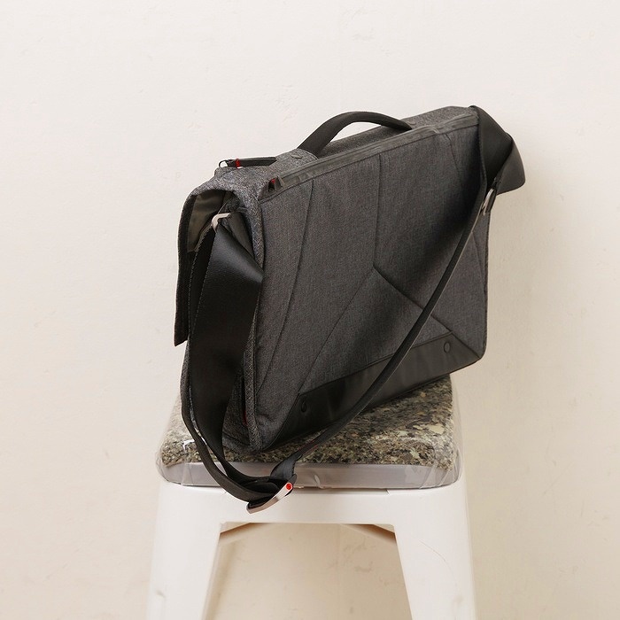 ピークデザイン エグソディ メッセンジャー 13L