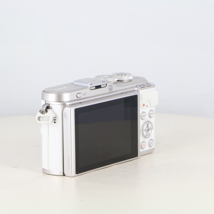 オリンパス E-PL10 ボデイ ホワイト