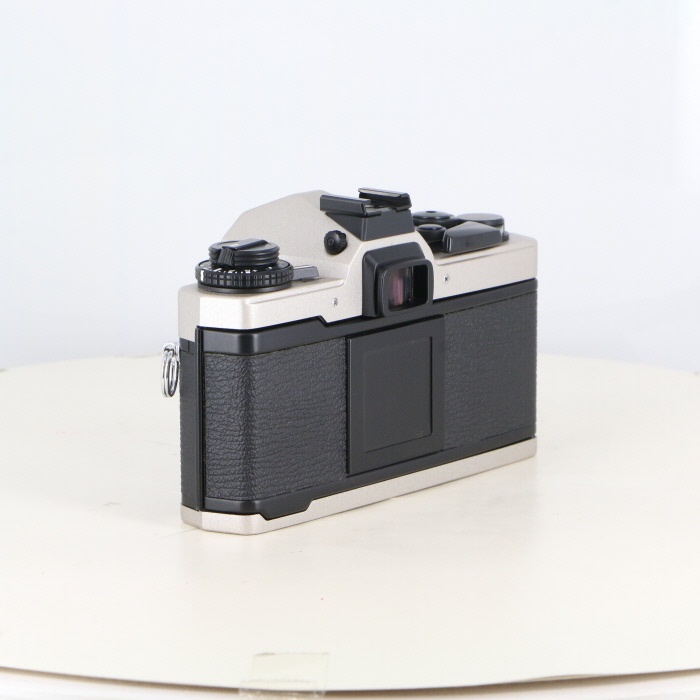 オリンパス OM-4 Ti ボディ