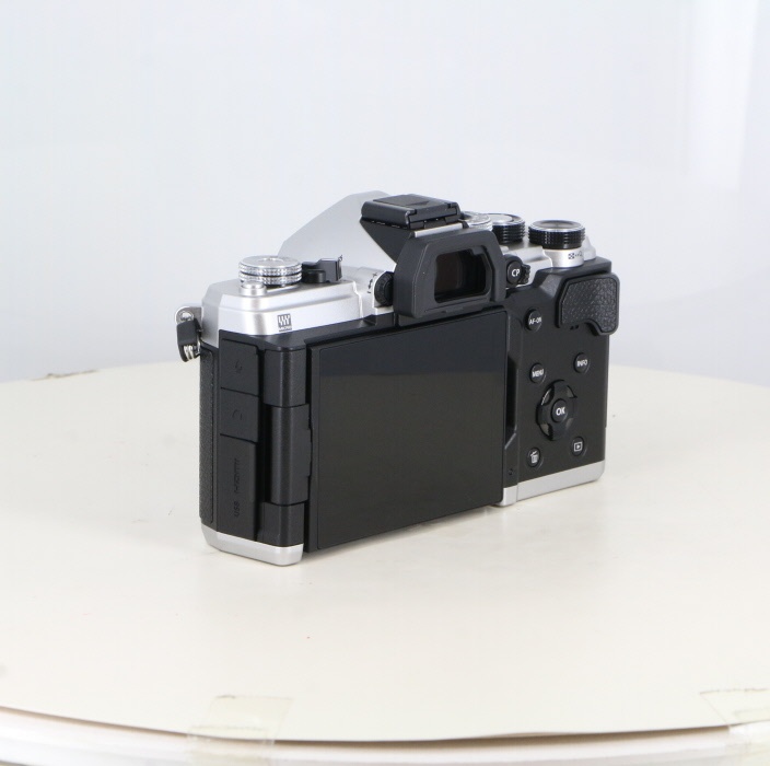 OM SYSTEM OM-3 ボディ