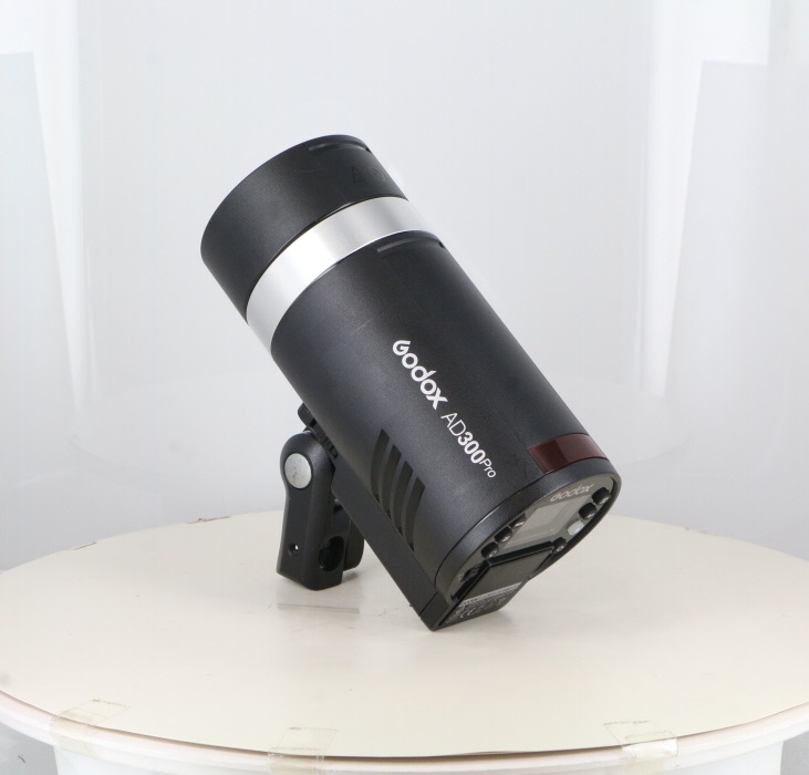 GODOX AD300 Pro フラッシュ