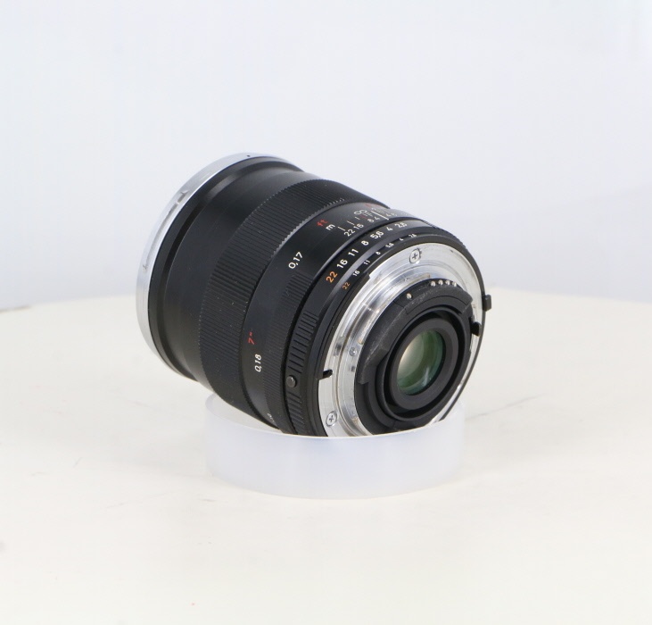 コシナ ディスタゴンT*25/2.8 ZF.2 ニコンFマウント用